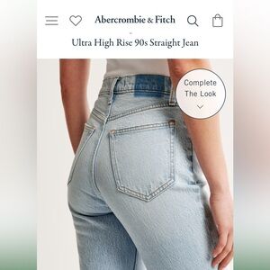 Abercrombie & Fitch Ultra High Rise 90s Straight Jean Size 30/10L